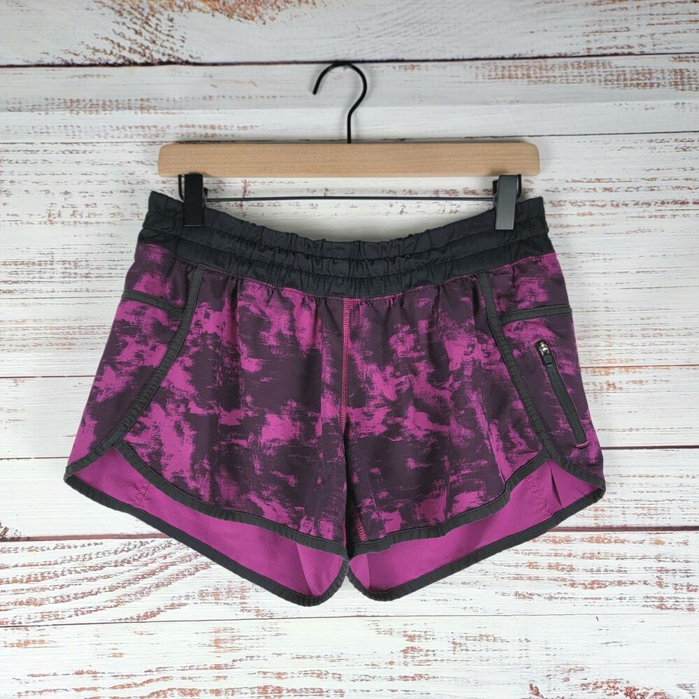 Lululemon Tracker Short III Womens Size 8 Breezie Regal Plum Black Fitness